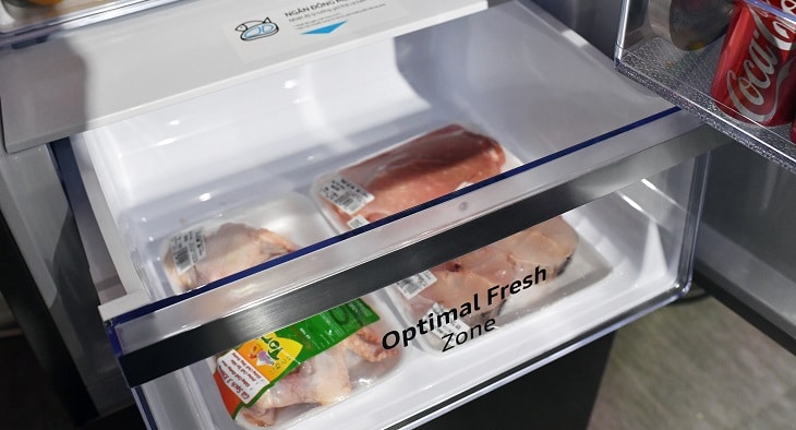 Ngăn bảo quản FreshZone của tủ lạnh samsung