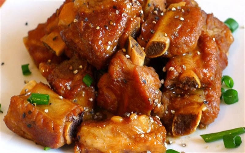Món sườn rán ngũ vị hương